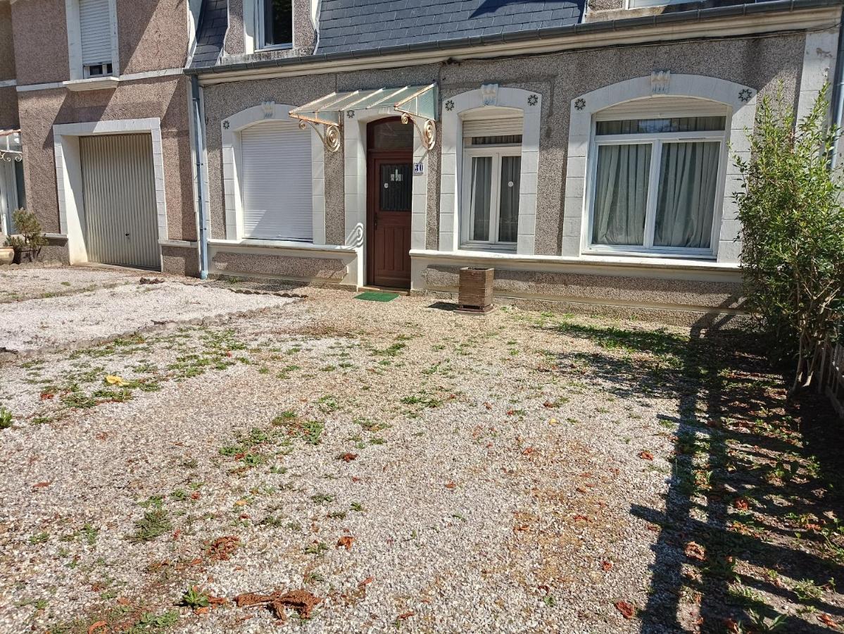 Lit 2 Personnes Grand Bureau Fruges Exterior photo